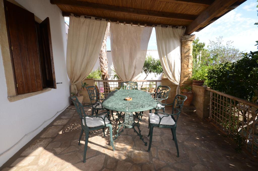 Felline In Bed&Breakfast Dimora Di Charme El Salento Екстериор снимка