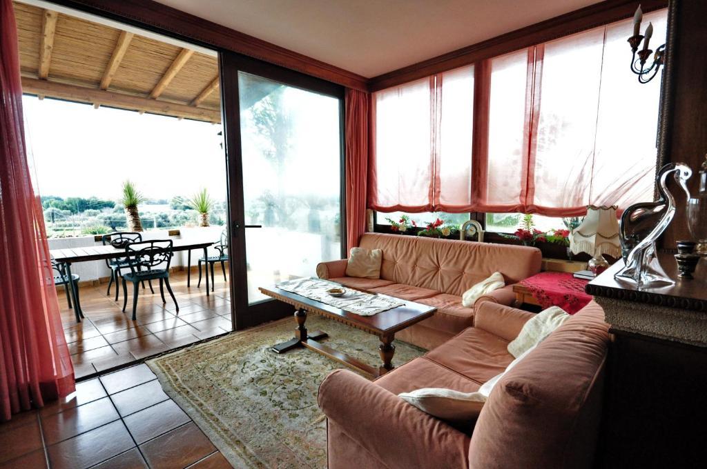 Felline In Bed&Breakfast Dimora Di Charme El Salento Стая снимка